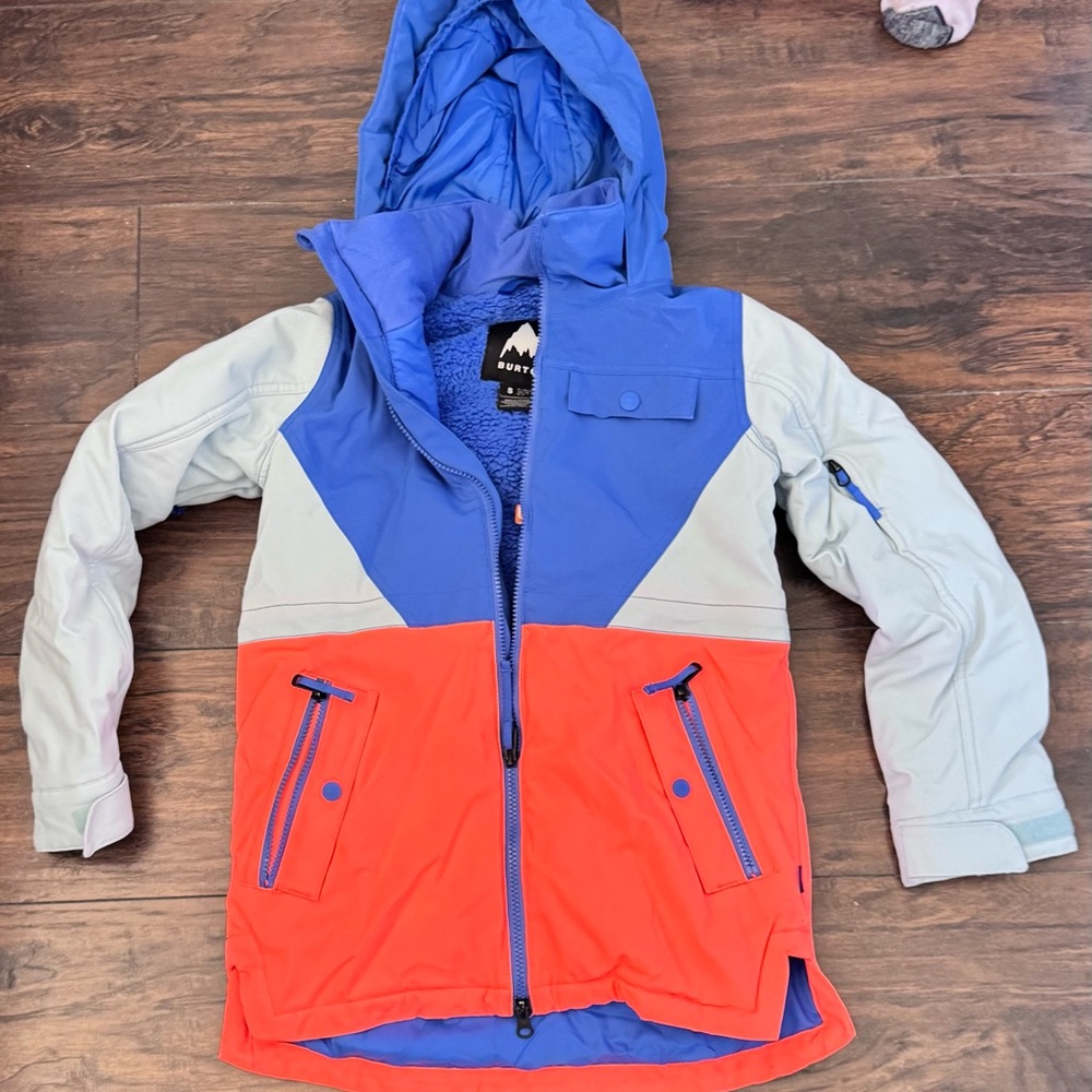 Burton snowboard jacket 
for kids size S